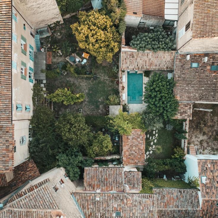Outdoor terrace seating suitable for families in Toronto